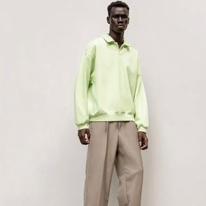 Oak + Fort Collared Sweatshirt in Pale Green